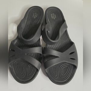 Croc's Women’s Black Comfort Slip-On Sandals, Kelli Strappy